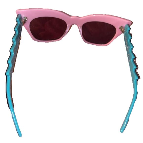 Emma Mulholland x Pared Sunglasses The Brat Pack Grid Wave Arms - Picture 3 of 9